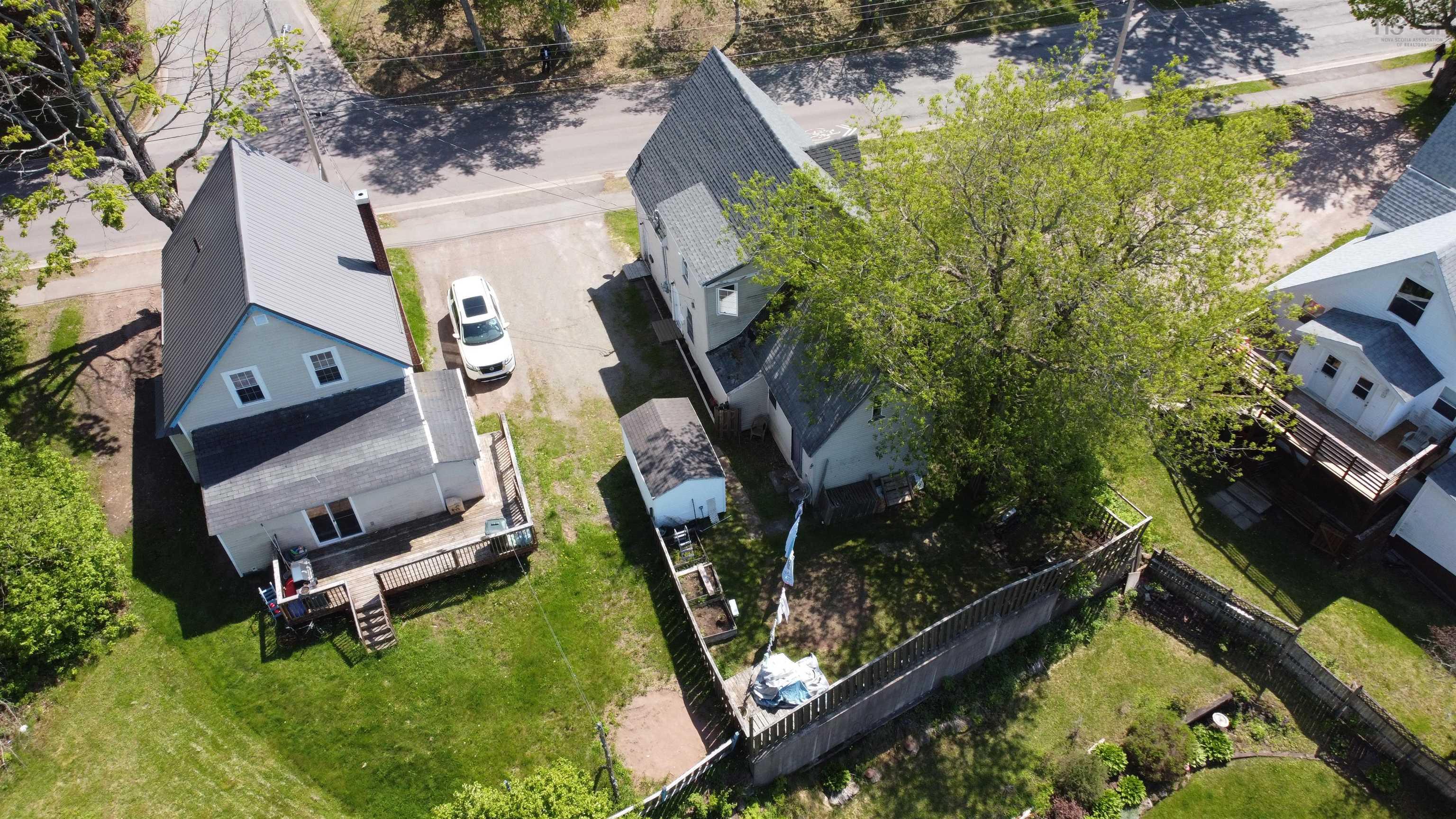8 East Pleasant, Amherst, NS, ,Multi-unit,For Sale,East Pleasant,202615287