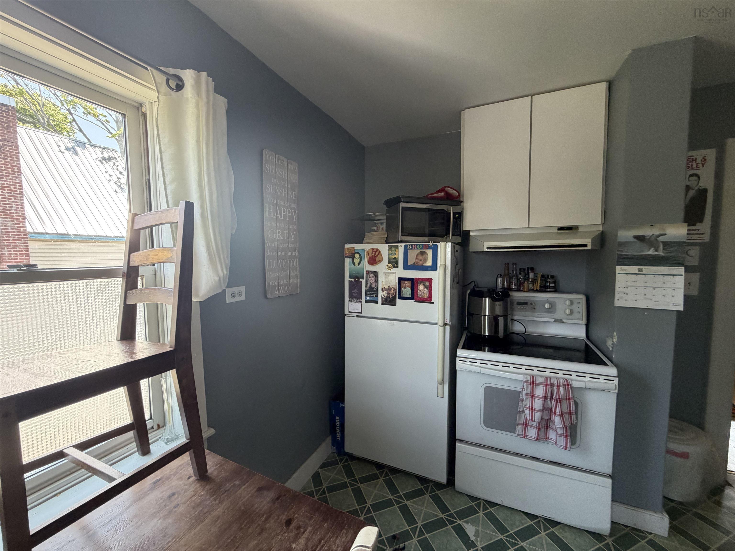 8 East Pleasant, Amherst, NS, ,Multi-unit,For Sale,East Pleasant,202615287