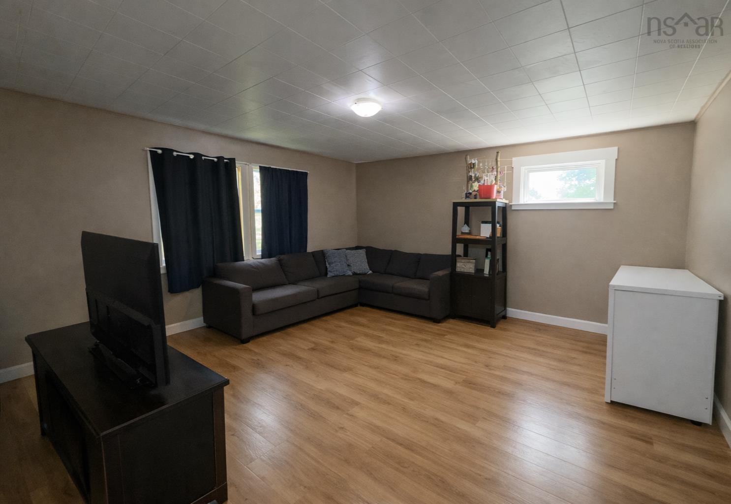 29 Spring, Amherst, NS, ,Multi-unit,For Sale,Spring,202615288