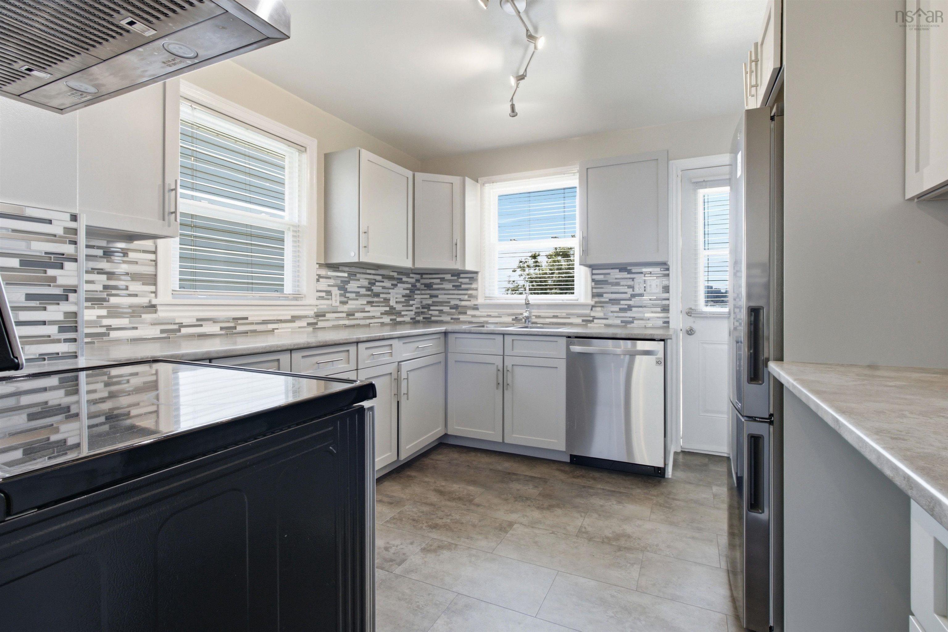 56 Hazelhurst, Dartmouth, NS, 3 Bedrooms Bedrooms, ,1 BathroomBathrooms,Residential,For Sale,Hazelhurst,202617797