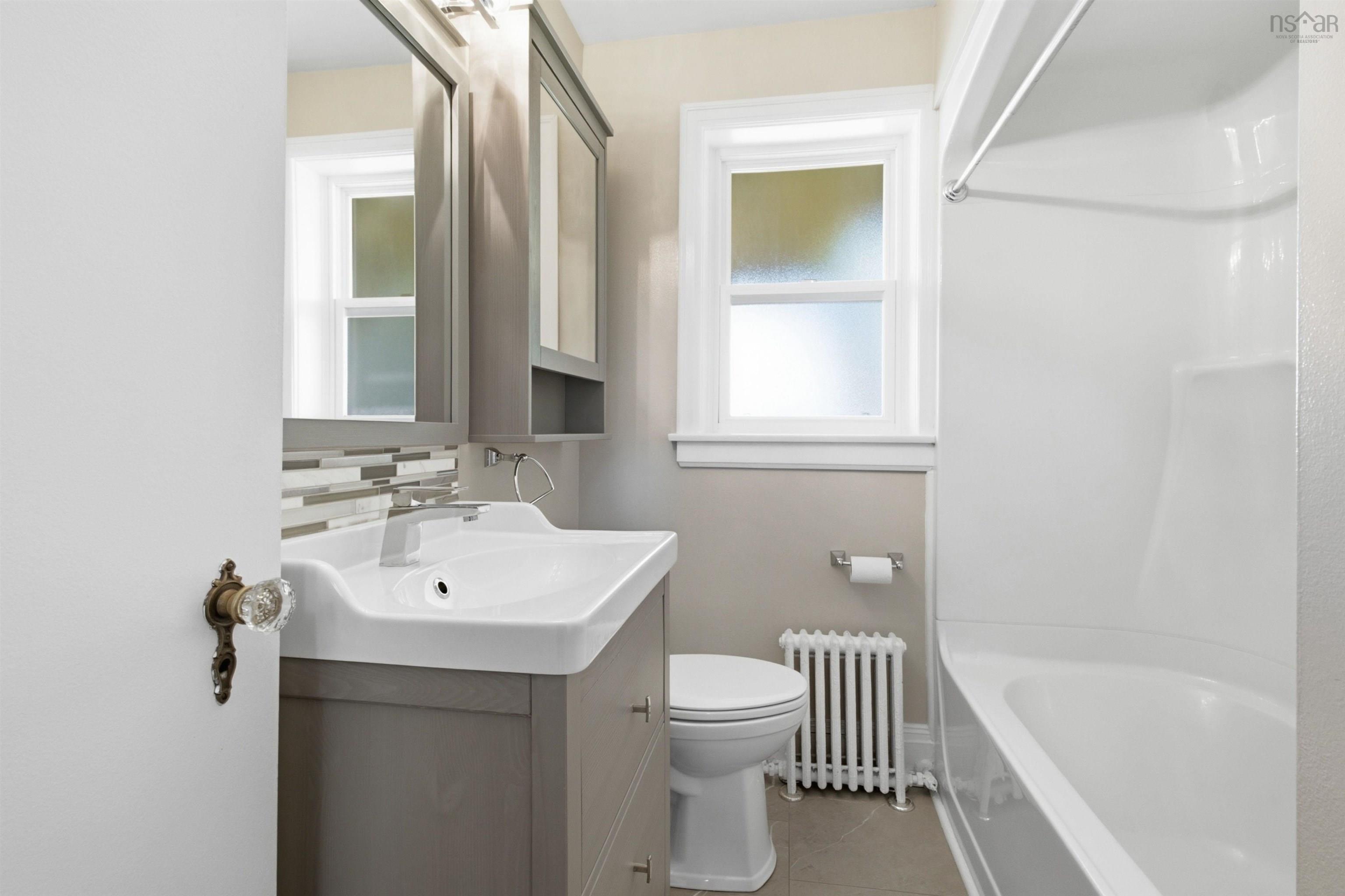 56 Hazelhurst, Dartmouth, NS, 3 Bedrooms Bedrooms, ,1 BathroomBathrooms,Residential,For Sale,Hazelhurst,202617797