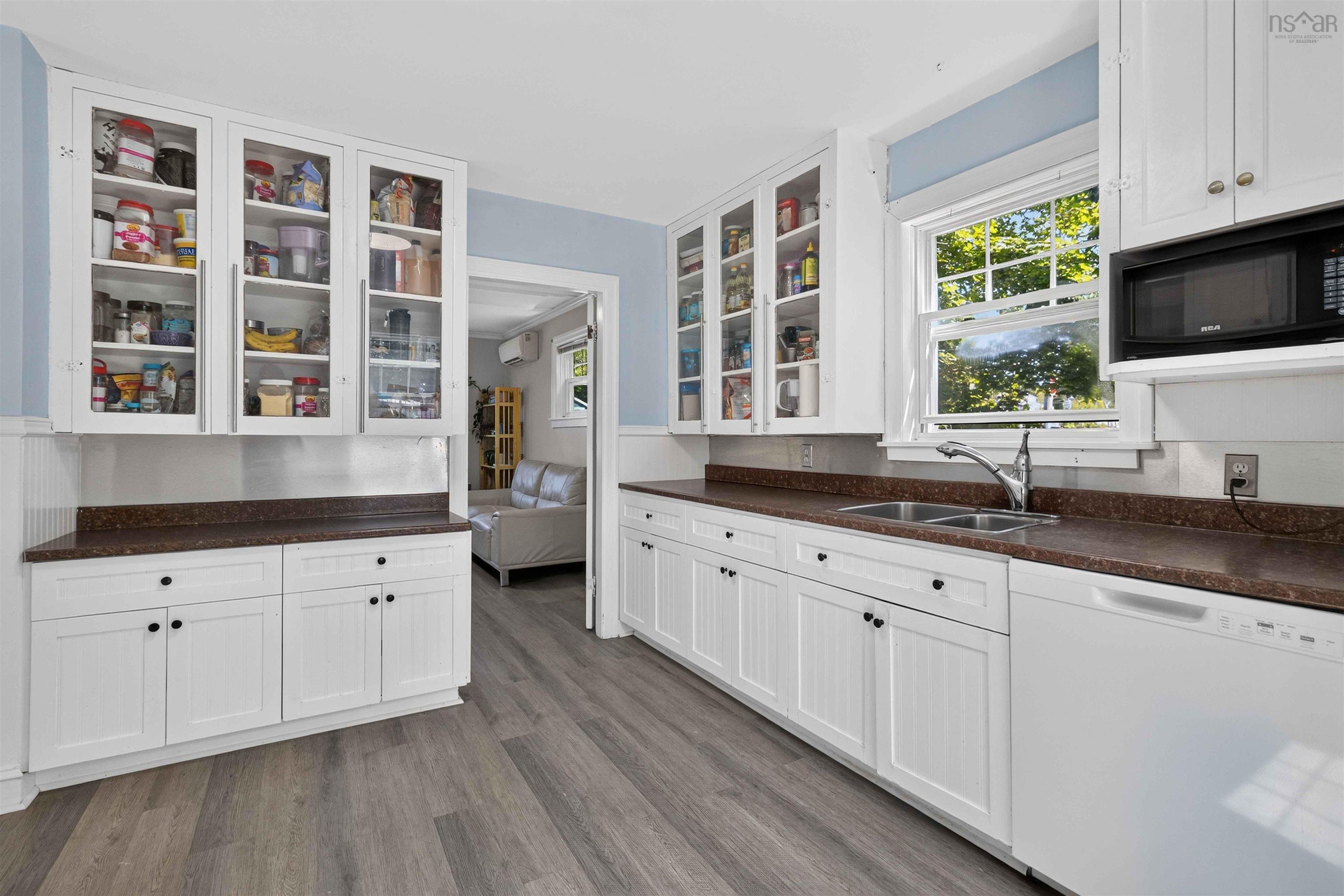 107 Herring Cove, Halifax, NS, 5 Bedrooms Bedrooms, ,2 BathroomsBathrooms,Residential,For Sale,Herring Cove,202619142