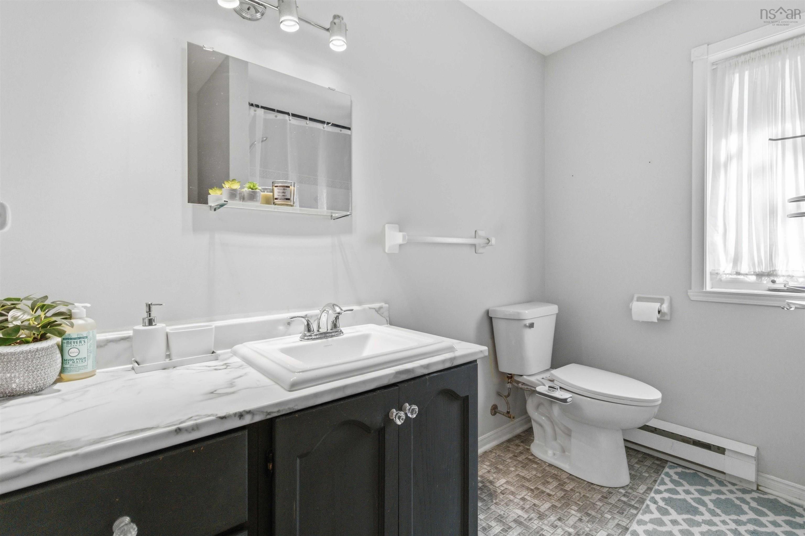 70 Thorncrest, Eastern Passage, NS, 3 Bedrooms Bedrooms, ,2 BathroomsBathrooms,Residential,For Sale,Thorncrest,202619794