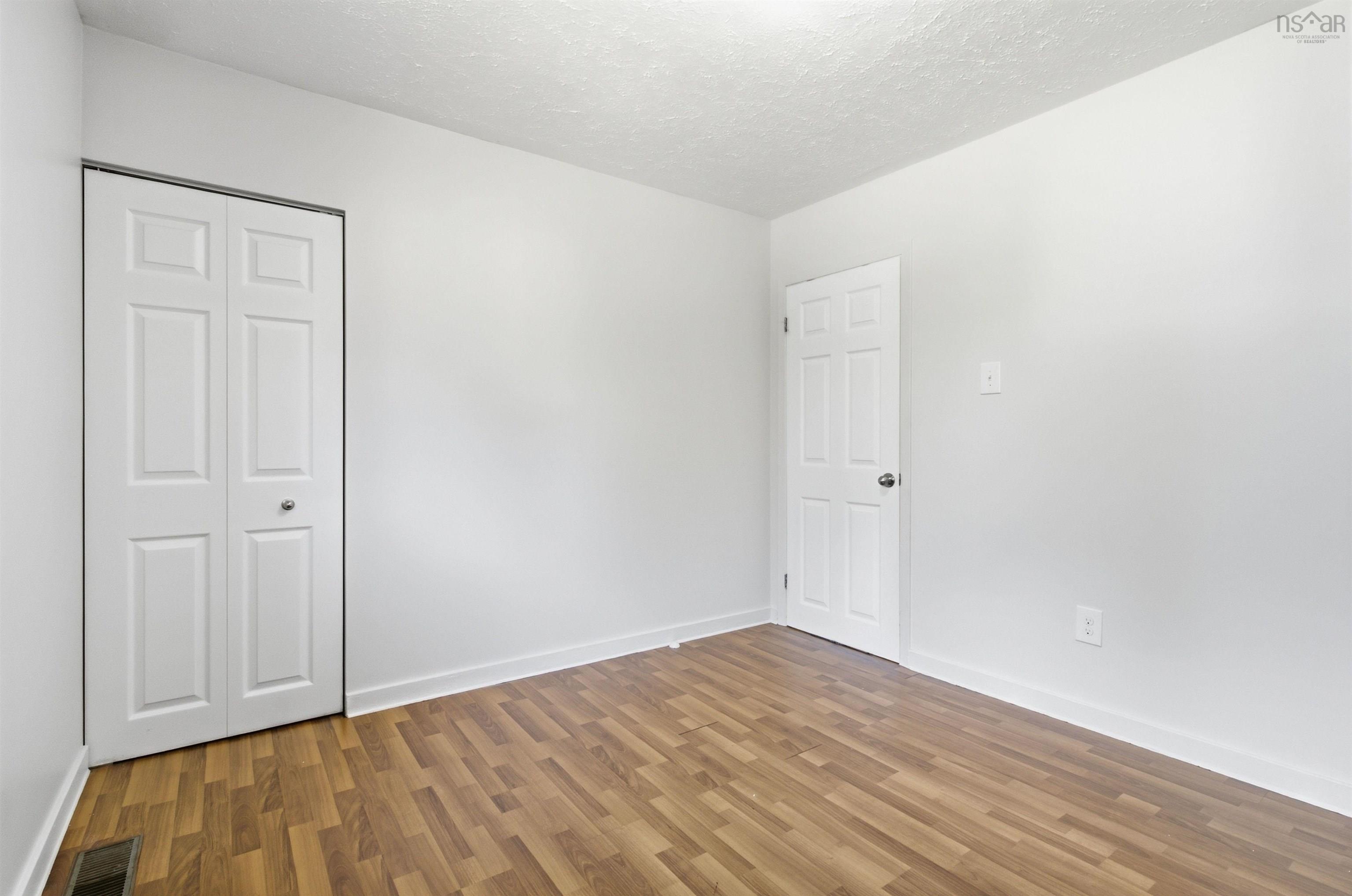 33 Inverary, Dartmouth, NS, 3 Bedrooms Bedrooms, ,1 BathroomBathrooms,Residential,For Sale,Inverary,202621371