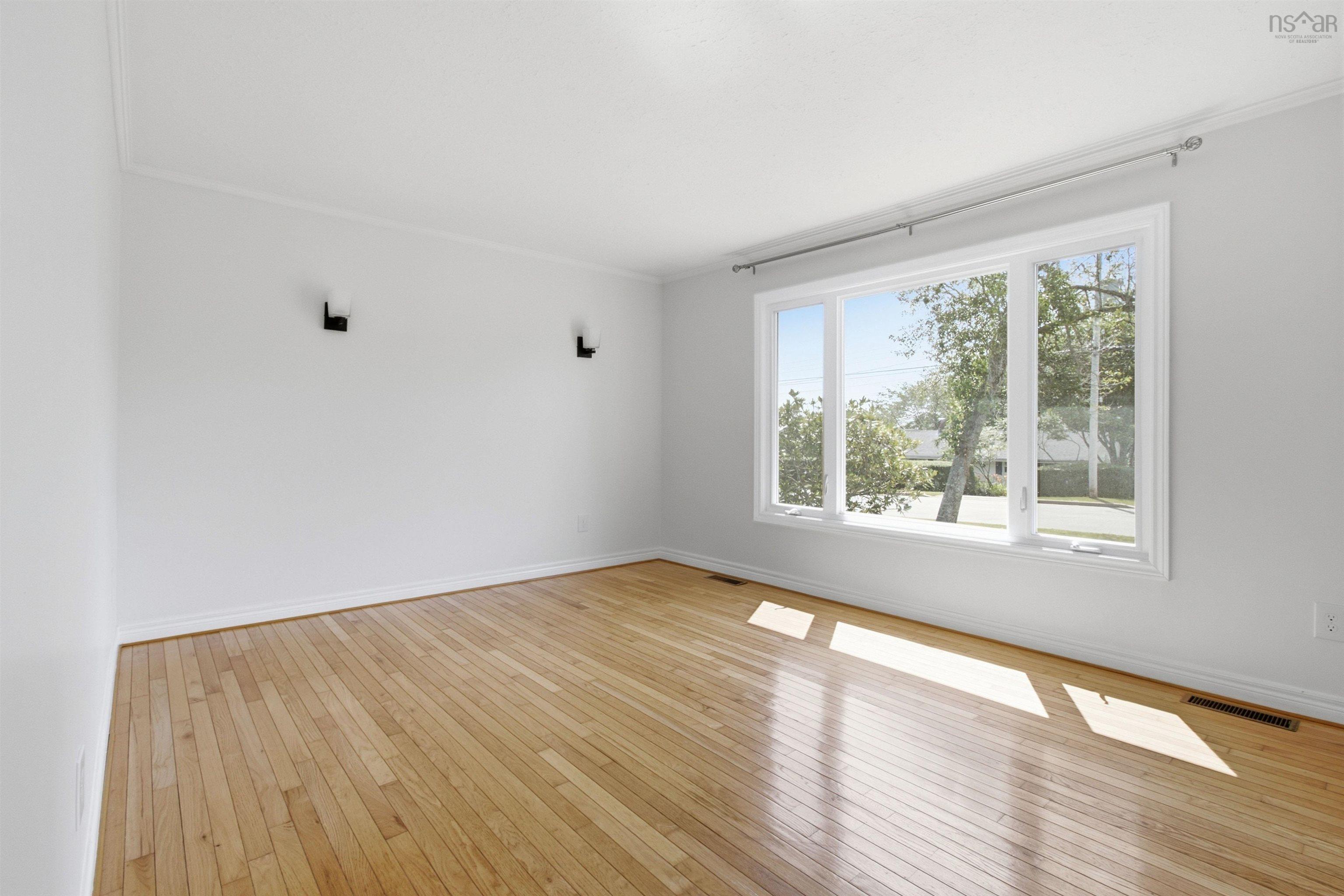33 Inverary, Dartmouth, NS, 3 Bedrooms Bedrooms, ,1 BathroomBathrooms,Residential,For Sale,Inverary,202621371