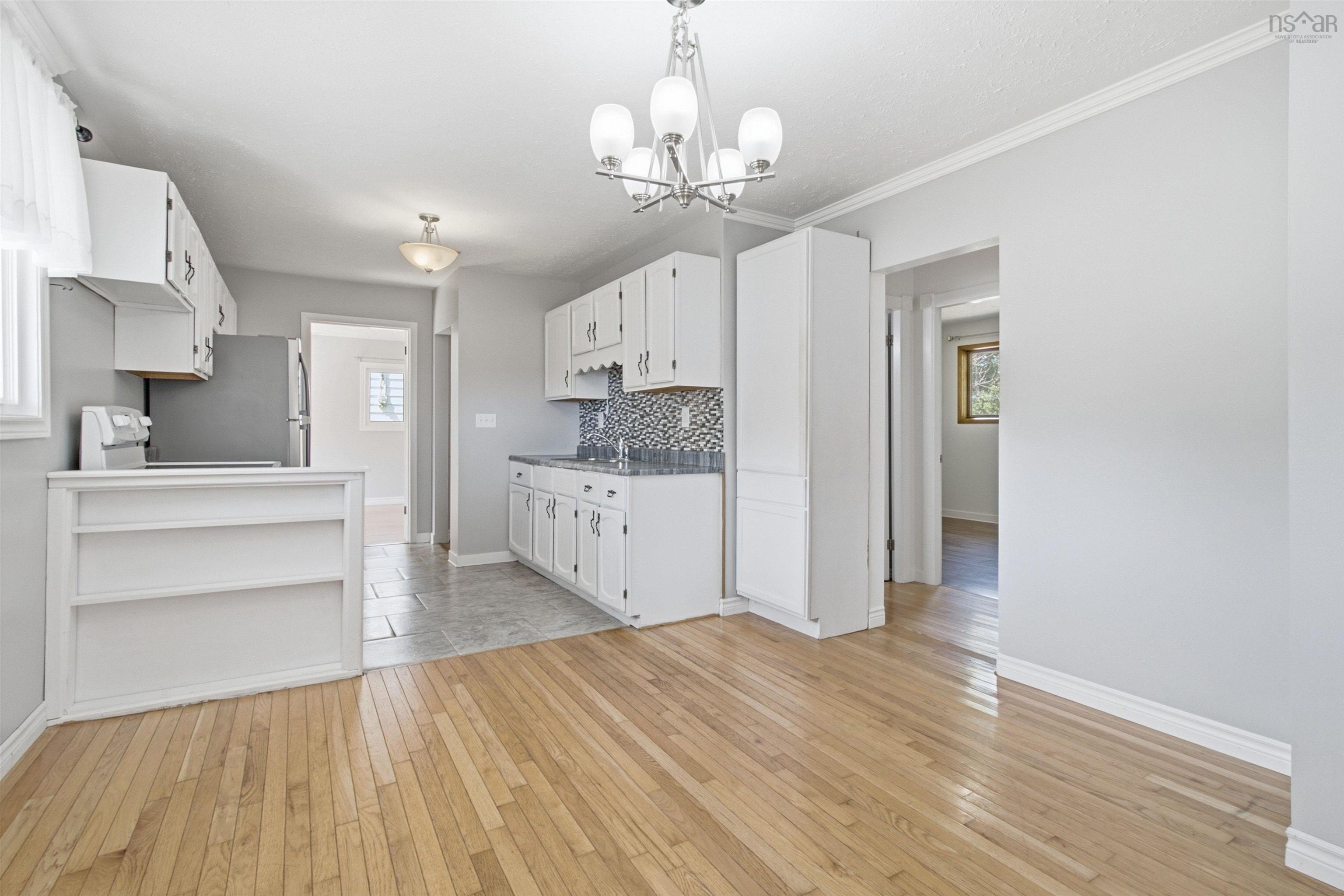 33 Inverary, Dartmouth, NS, 3 Bedrooms Bedrooms, ,1 BathroomBathrooms,Residential,For Sale,Inverary,202621371