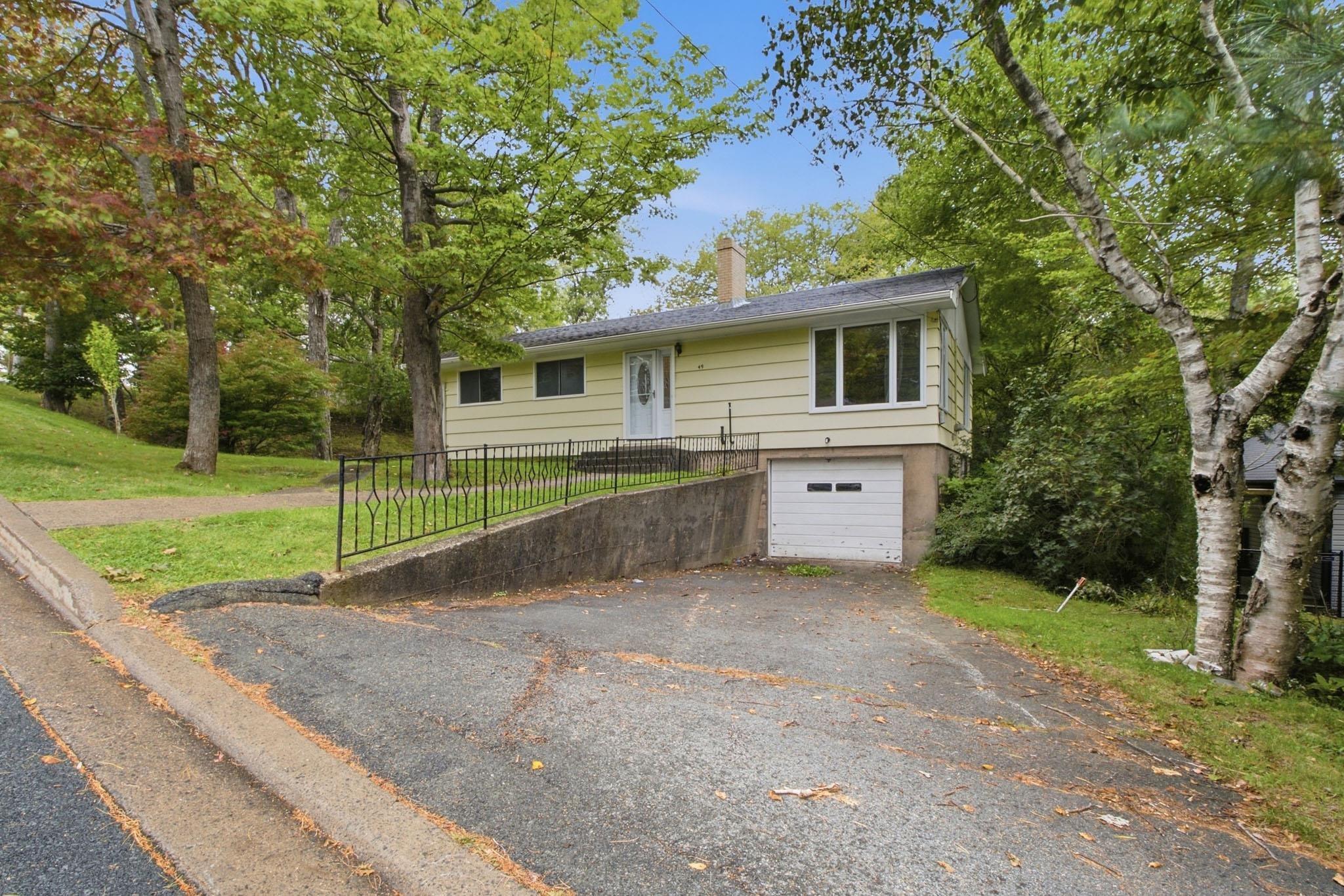 49 Tremont, Rockingham, NS, 3 Bedrooms Bedrooms, ,2 BathroomsBathrooms,Residential,For Sale,Tremont,202624887