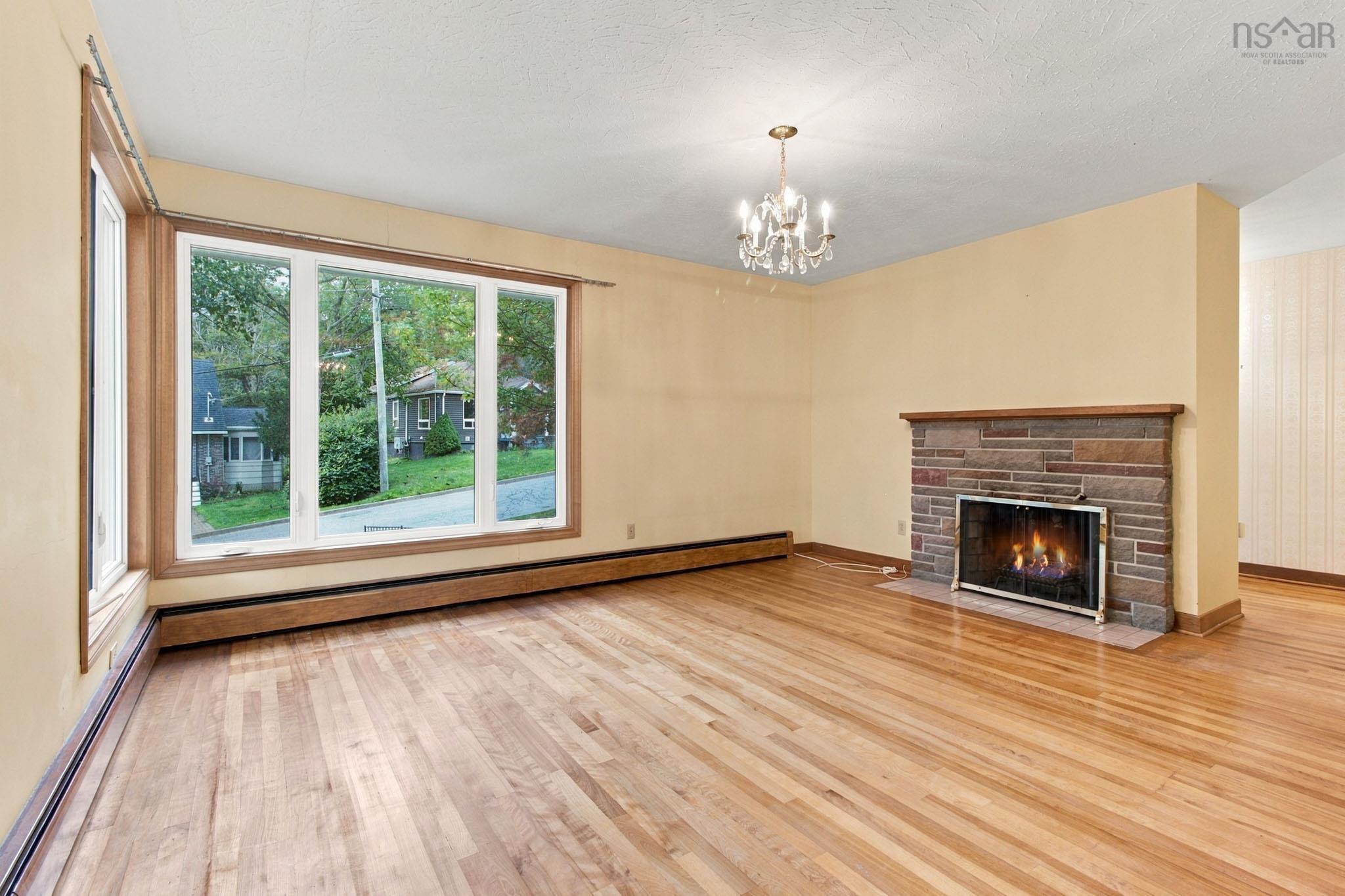 49 Tremont, Rockingham, NS, 3 Bedrooms Bedrooms, ,2 BathroomsBathrooms,Residential,For Sale,Tremont,202624887