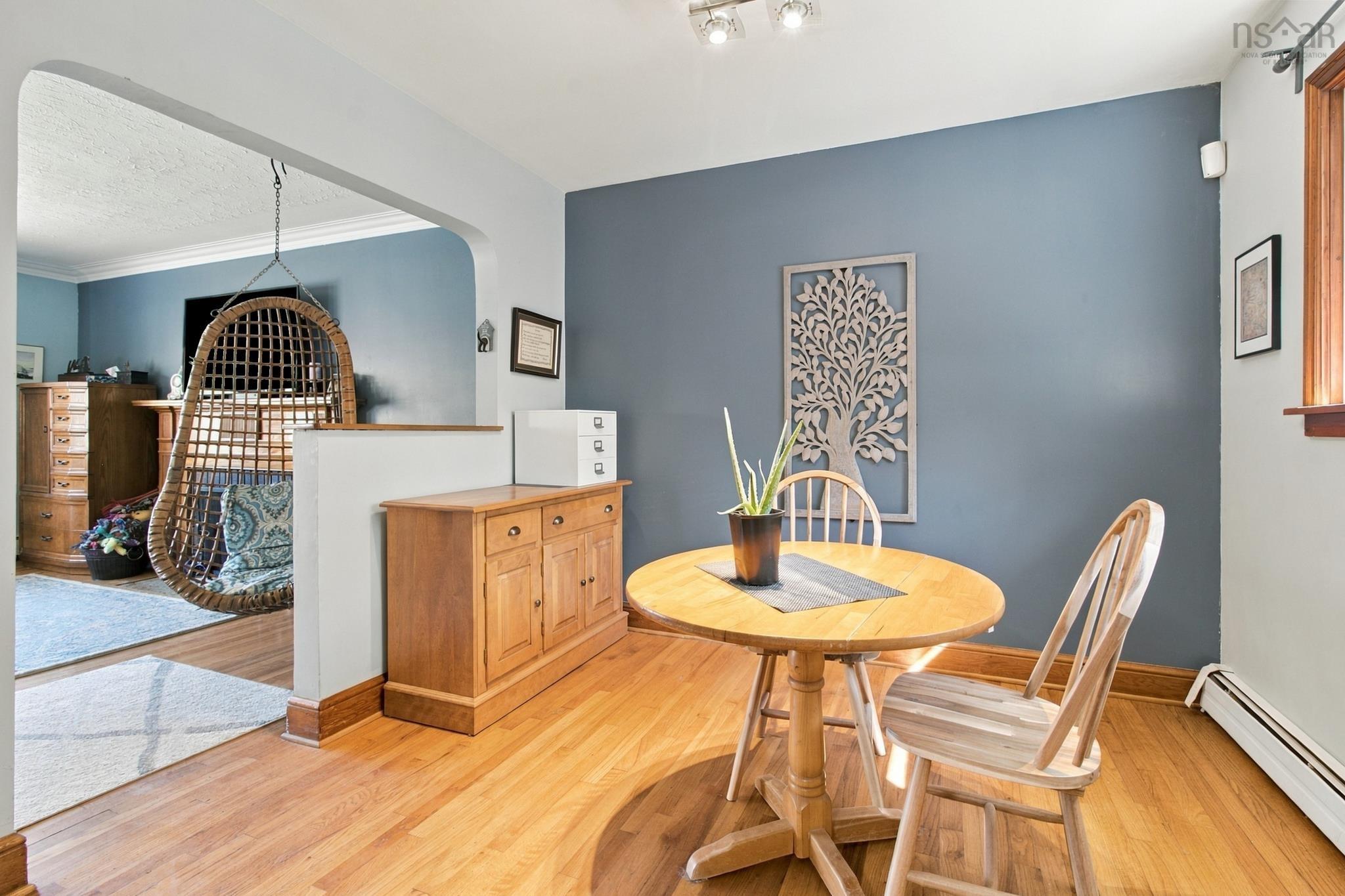 8 Edward Laurie, Halifax, NS, 5 Bedrooms Bedrooms, ,2 BathroomsBathrooms,Residential,For Sale,Edward Laurie,202625413
