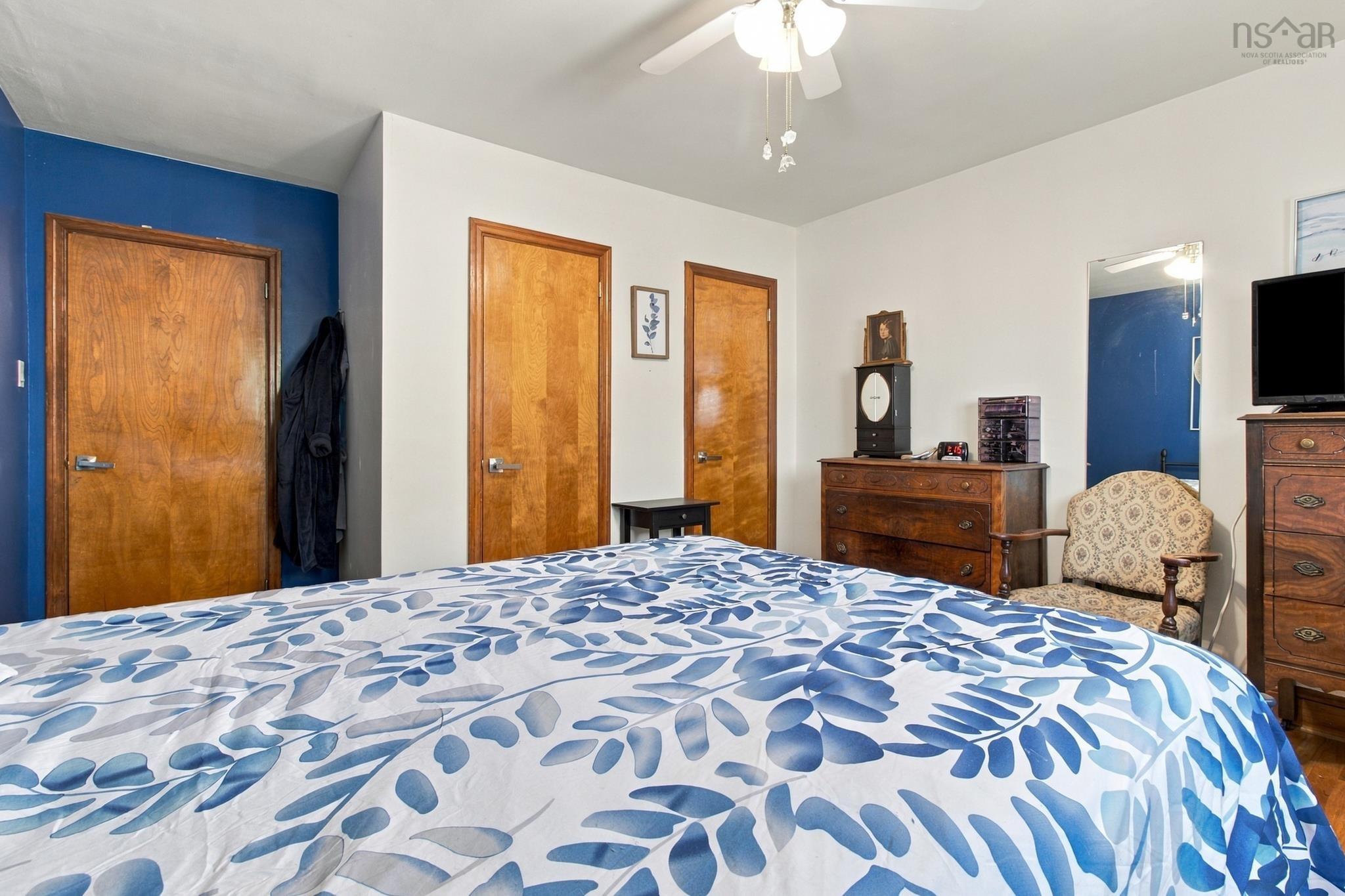 8 Edward Laurie, Halifax, NS, 5 Bedrooms Bedrooms, ,2 BathroomsBathrooms,Residential,For Sale,Edward Laurie,202625413