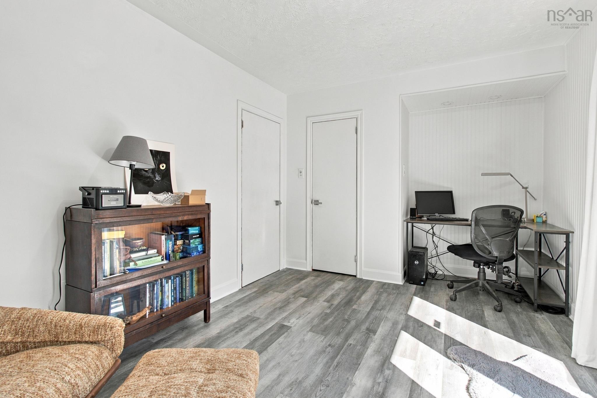 8 Edward Laurie, Halifax, NS, 5 Bedrooms Bedrooms, ,2 BathroomsBathrooms,Residential,For Sale,Edward Laurie,202625413