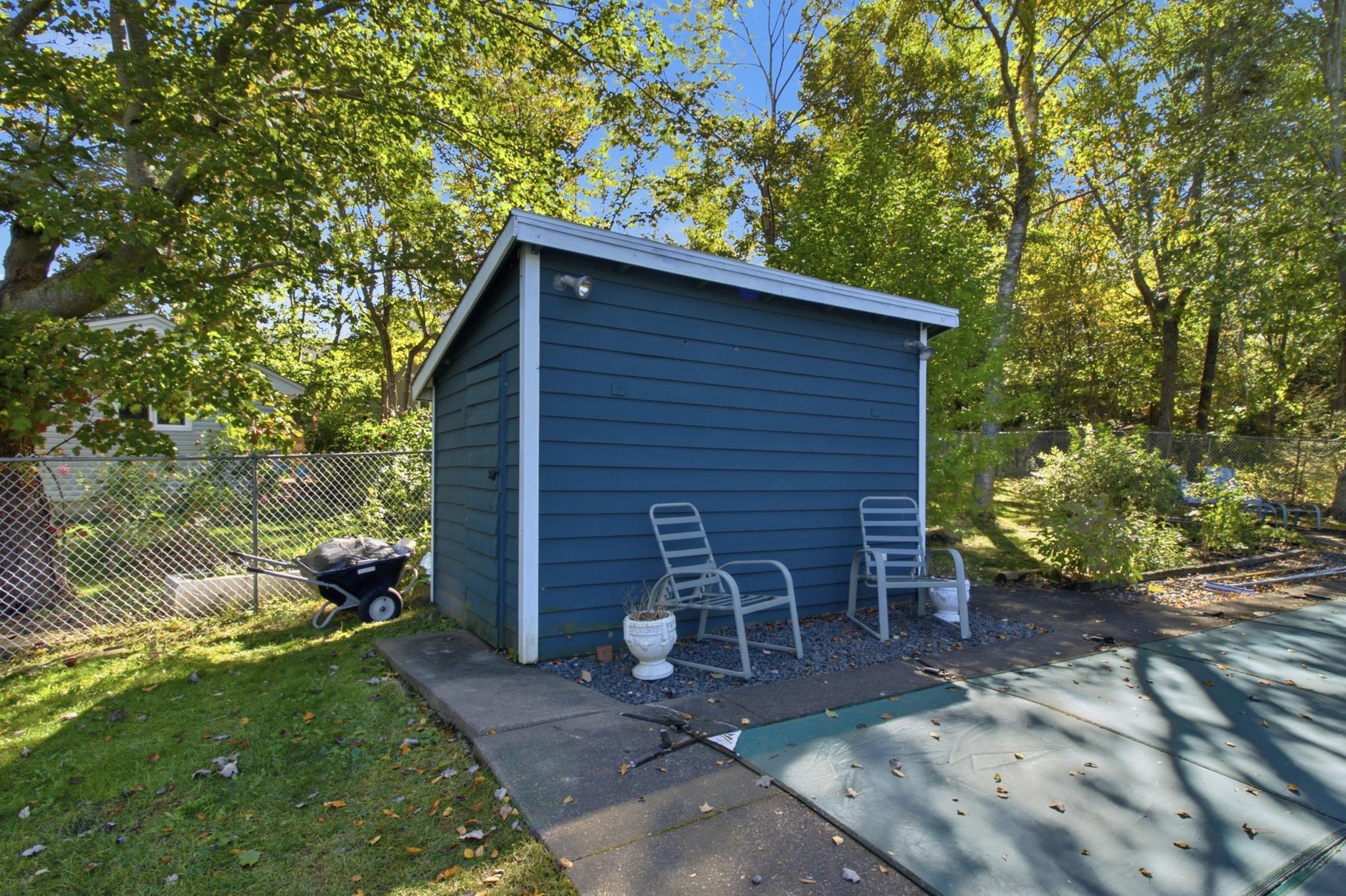 8 Edward Laurie, Halifax, NS, 5 Bedrooms Bedrooms, ,2 BathroomsBathrooms,Residential,For Sale,Edward Laurie,202625413