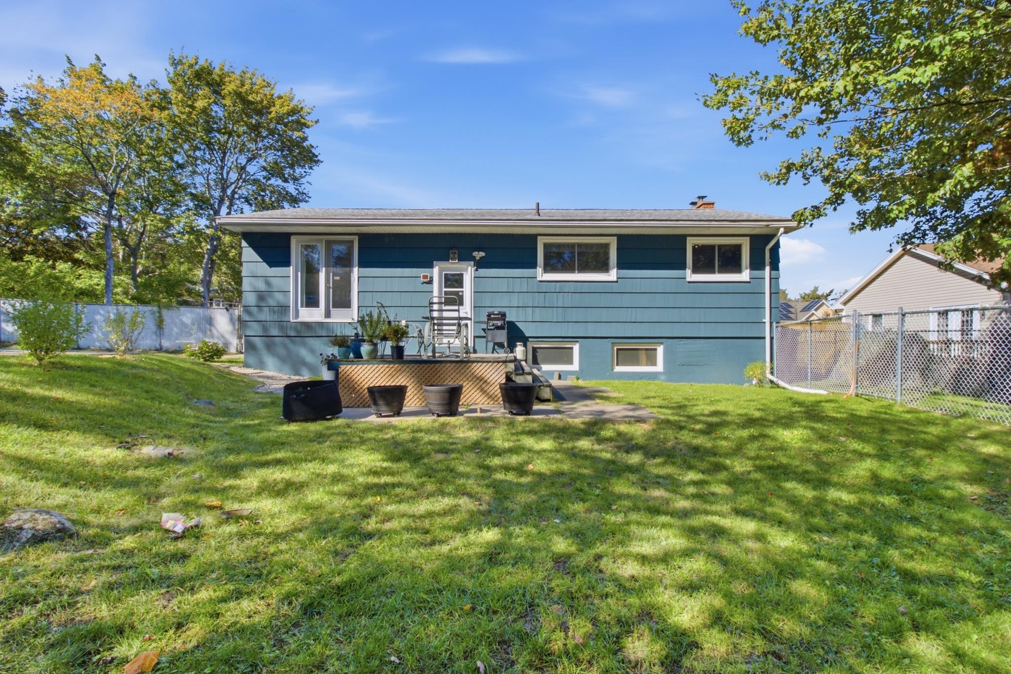 8 Edward Laurie, Halifax, NS, 5 Bedrooms Bedrooms, ,2 BathroomsBathrooms,Residential,For Sale,Edward Laurie,202625413