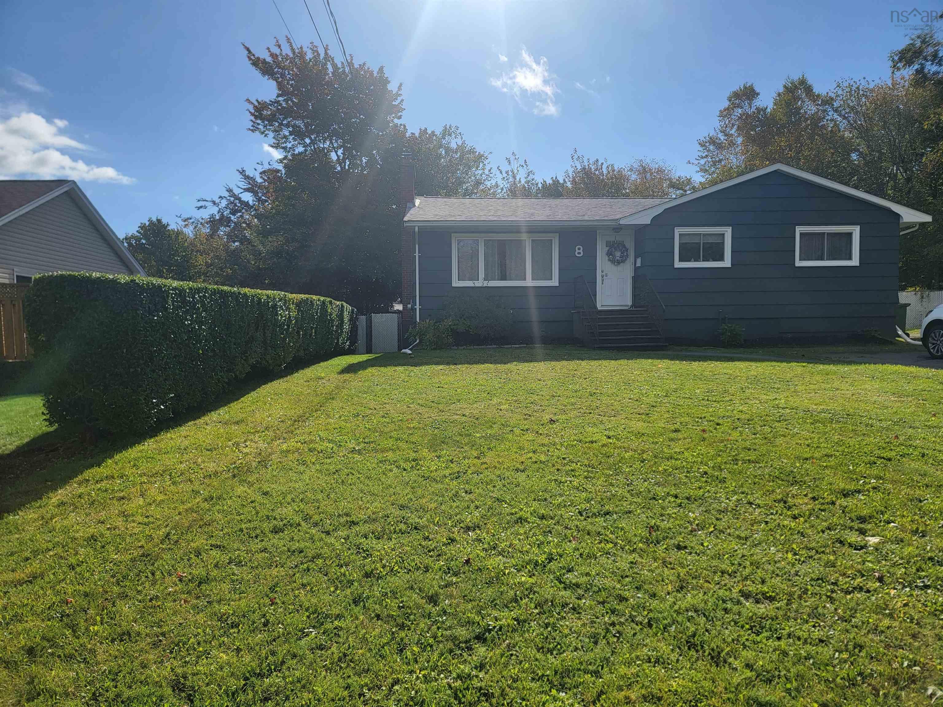 8 Edward Laurie, Halifax, NS, 5 Bedrooms Bedrooms, ,2 BathroomsBathrooms,Residential,For Sale,Edward Laurie,202625413