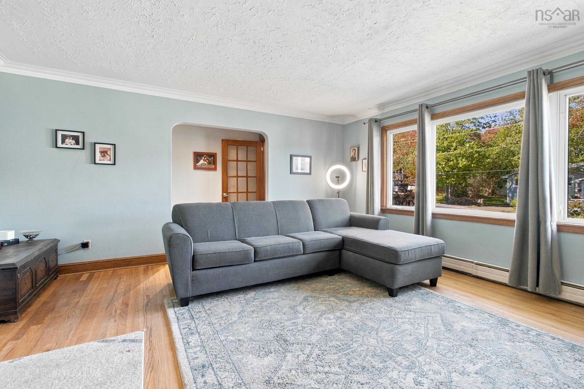 8 Edward Laurie, Halifax, NS, 5 Bedrooms Bedrooms, ,2 BathroomsBathrooms,Residential,For Sale,Edward Laurie,202625413